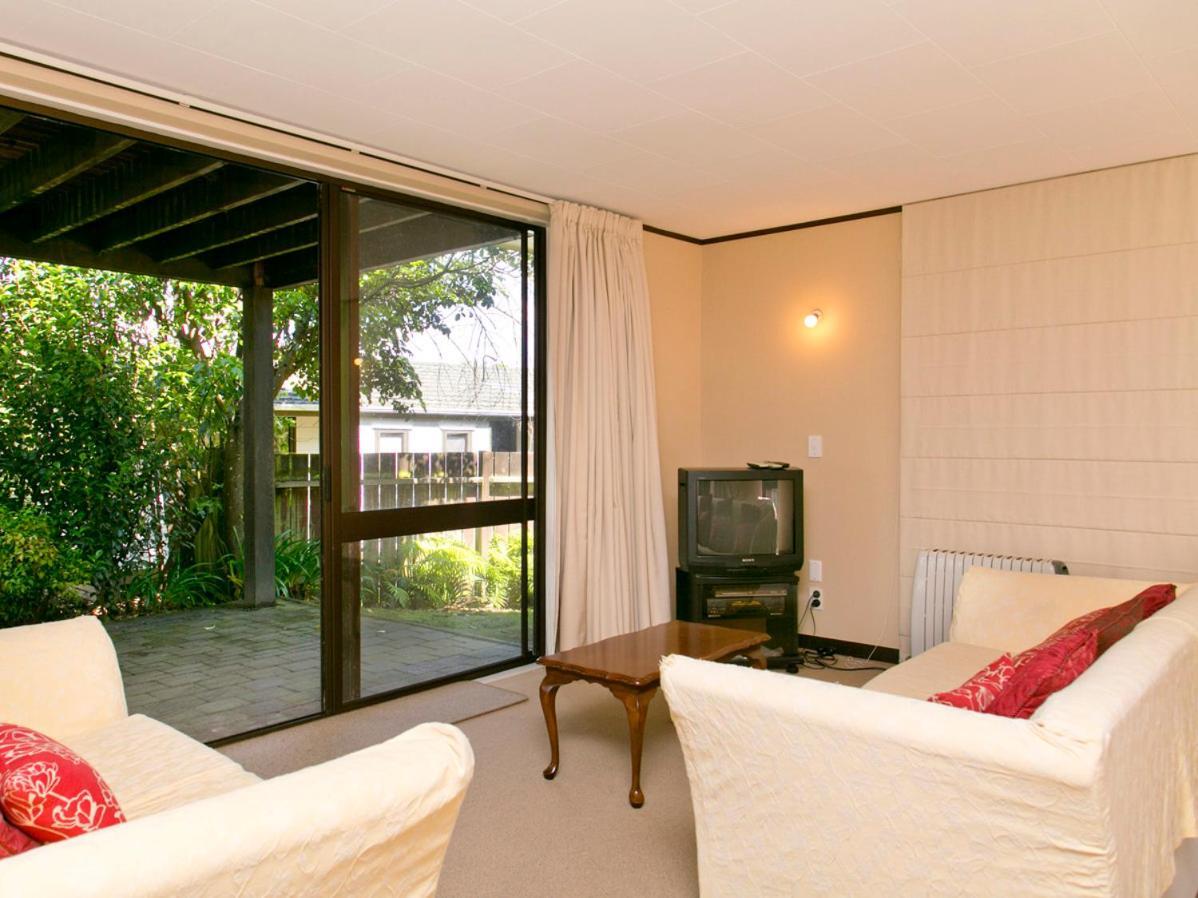 Acacia View At No 3 - Acacia Bay Holiday Home 陶波 外观 照片